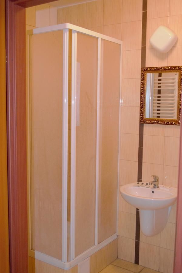 Отель Hotel i Restauracja Jaskolka Alojzów