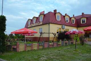 Отель Hotel i Restauracja Jaskolka Alojzów-7